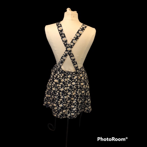 Sunflower bib front summer dress - Picture 2 of 5